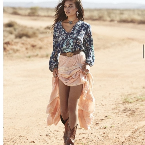 Spell Pandora Blouse - Picture 1 of 12